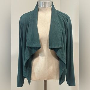 Romeo + Juliet Cardigan size Large